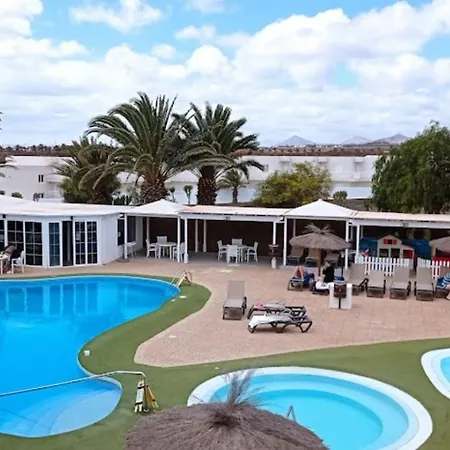Tahiti 2 Bed Appartement Costa Teguise